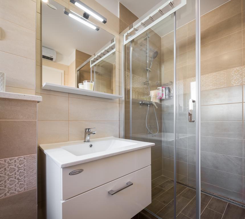 Cindro Apartment With Terrace Split Bagian luar foto