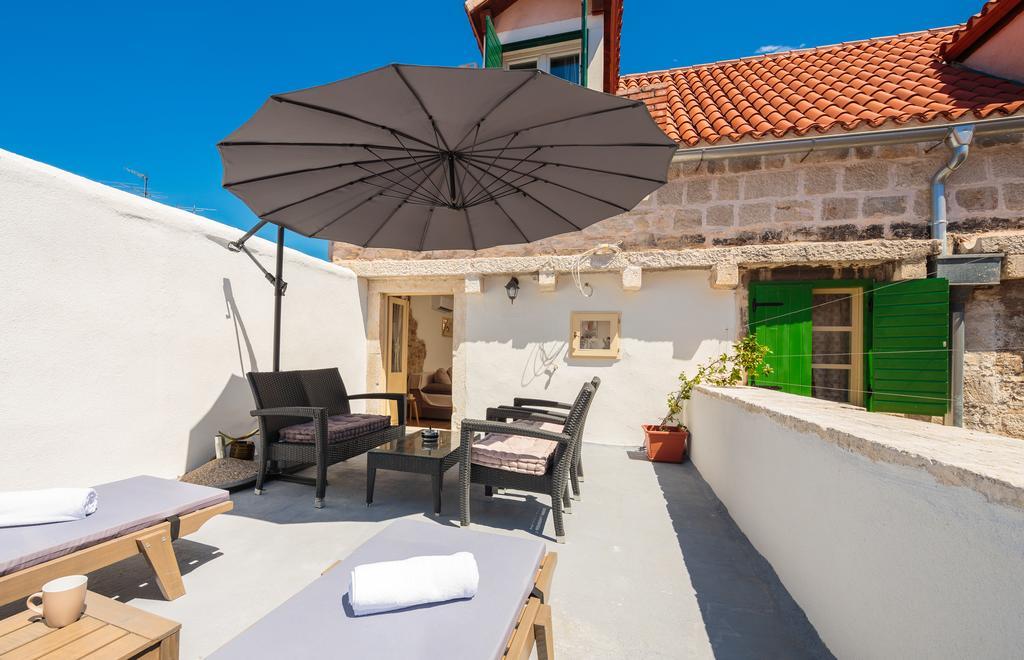 Cindro Apartment With Terrace Split Bagian luar foto